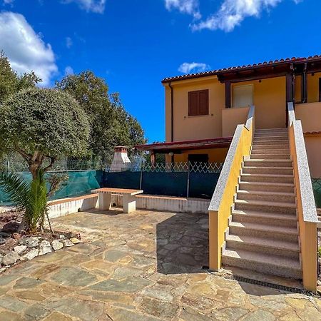 Апартаменты Mama House Con Vista Mare Кала-Гононе Экстерьер фото