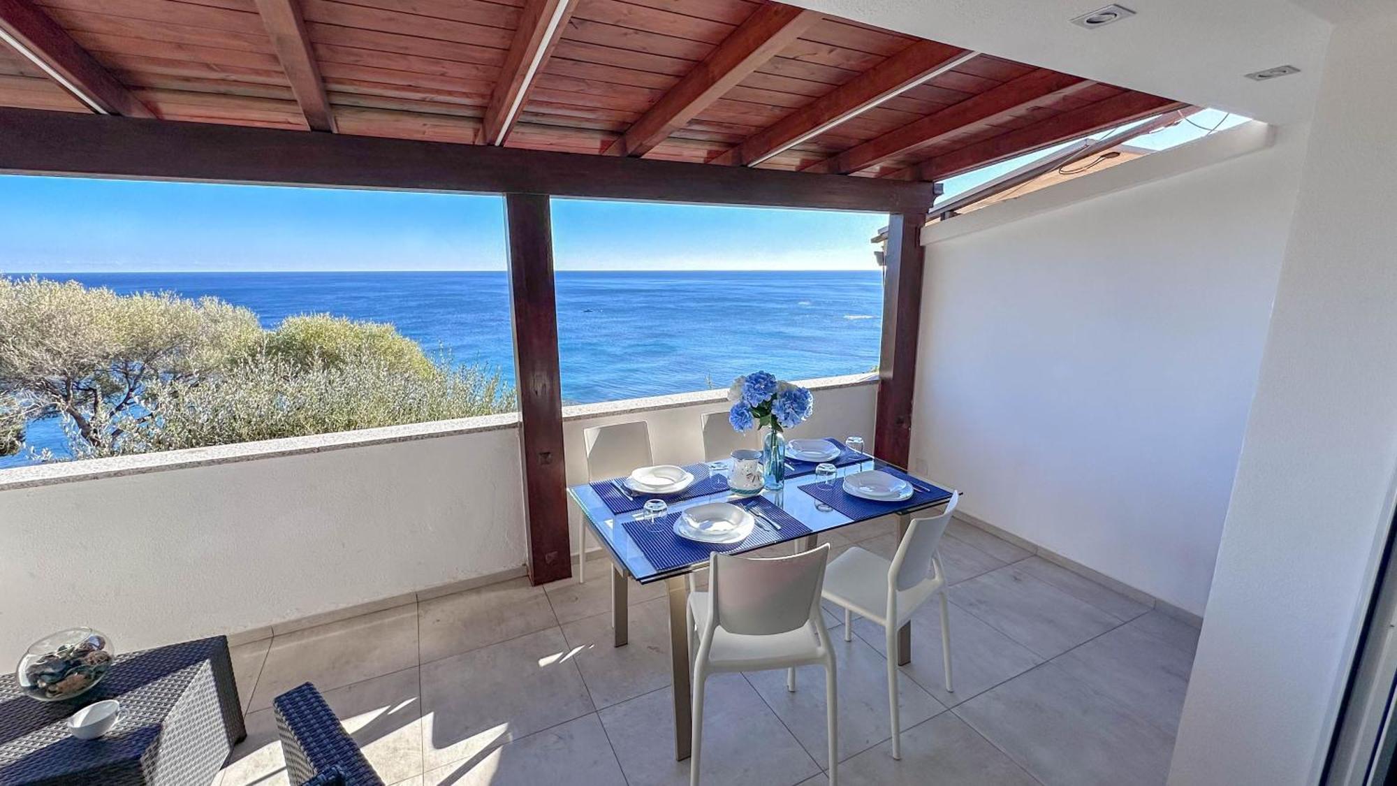 Апартаменты Mama House Con Vista Mare Кала-Гононе Экстерьер фото